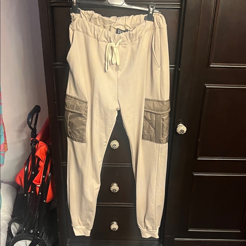 Stylish Beige Joggers with Pockets